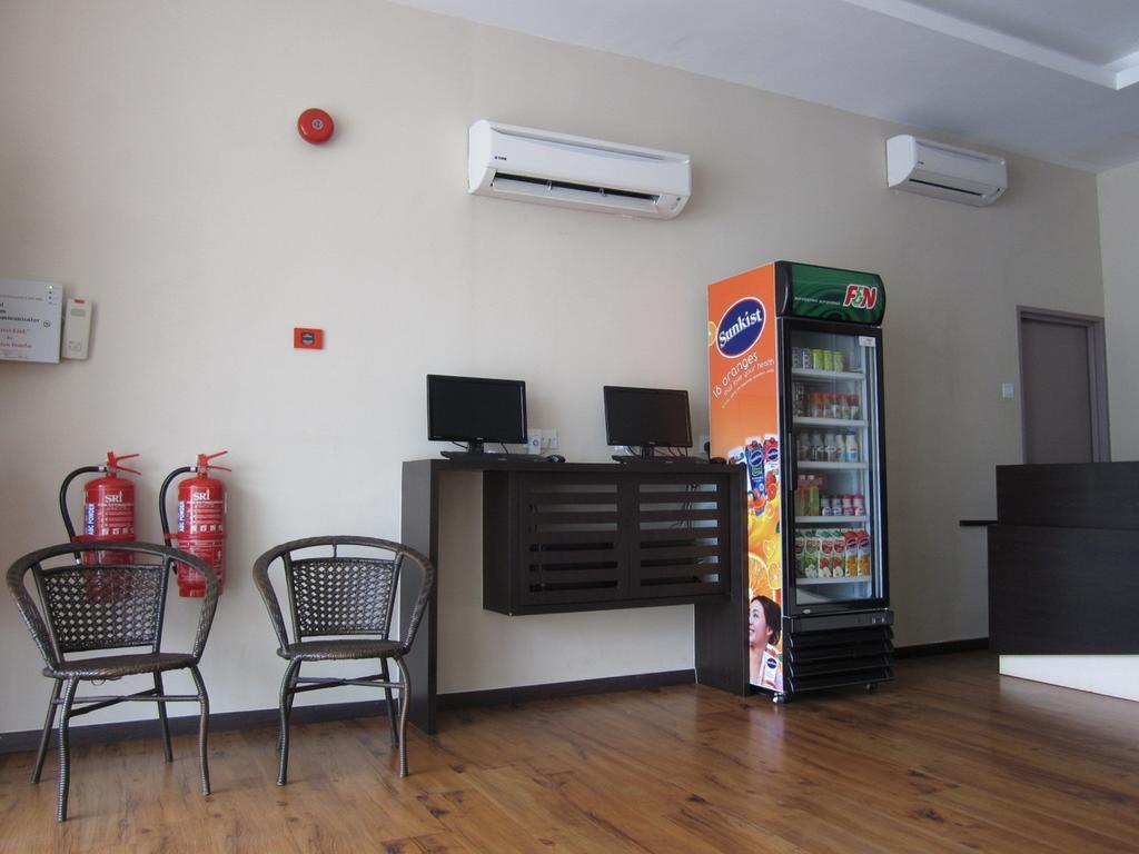 Place2Stay Hotel Malacca Eksteriør bilde
